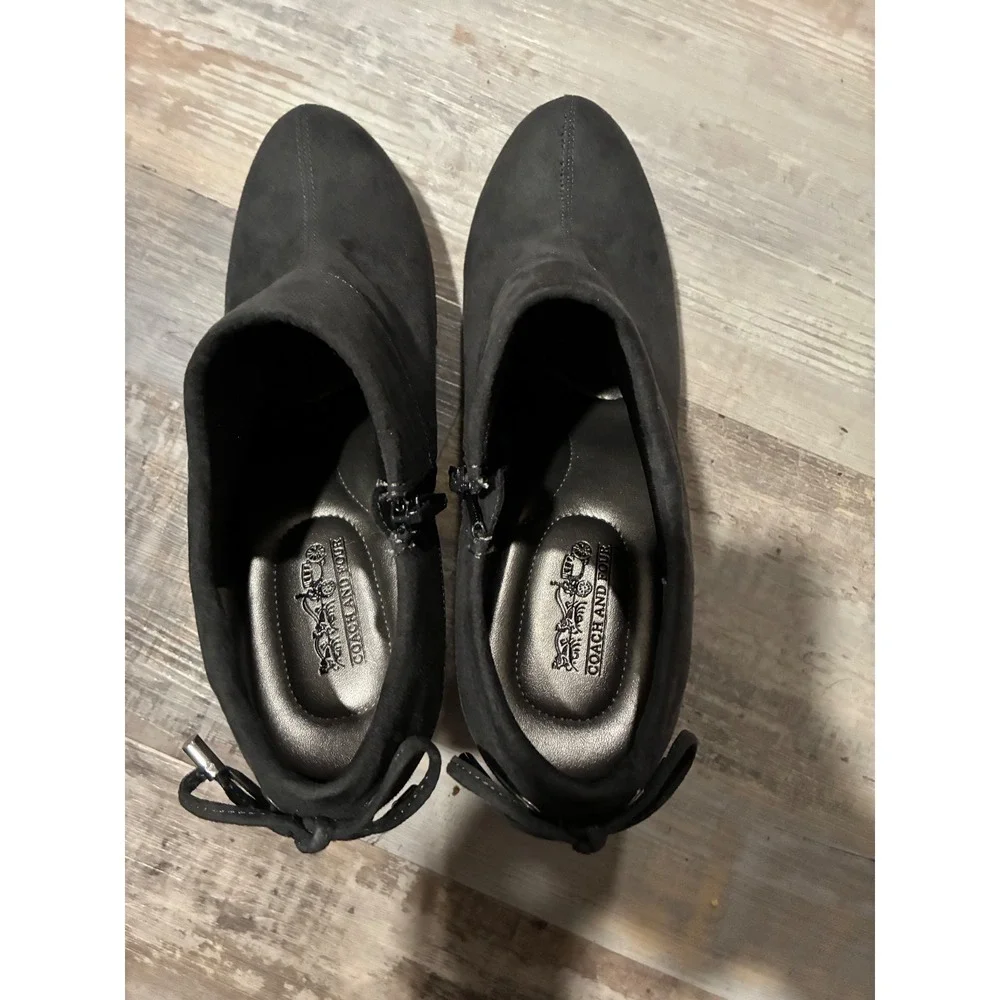Coach and Four Womens Black Faux Suede Ankle Boots Block Heel Bow Back Size 9
